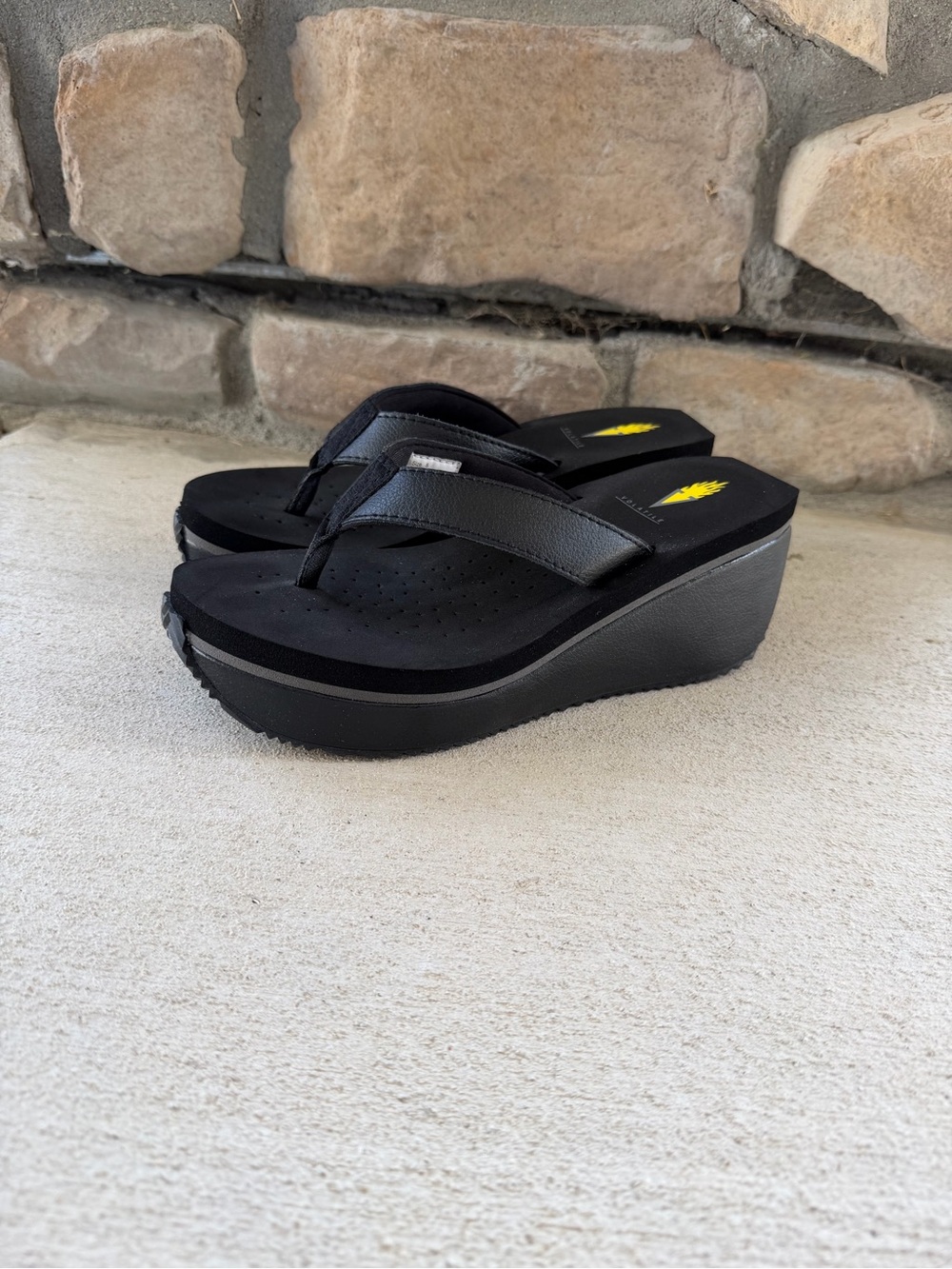 Volatile || platform wedge sandals